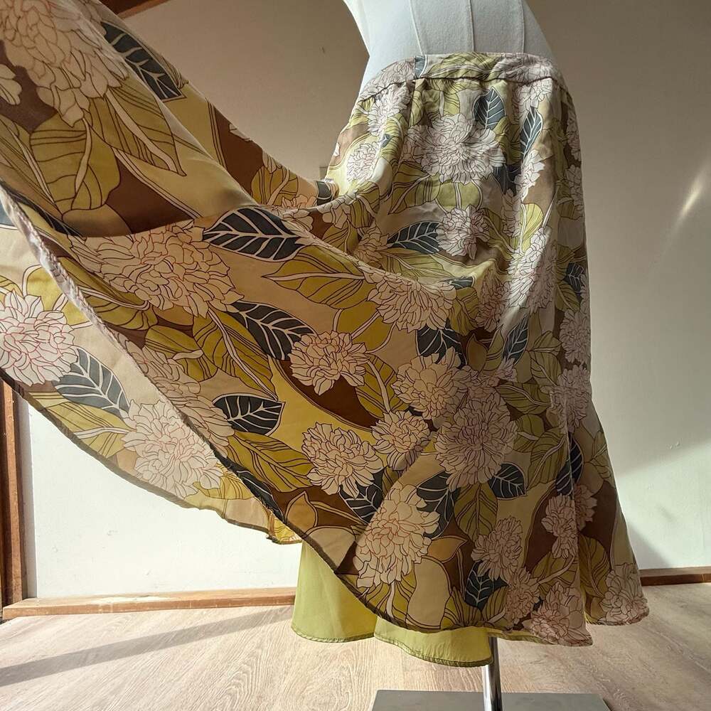 100% Silk Floral Yellow Green Midi Skirt - Picture 4 of 8